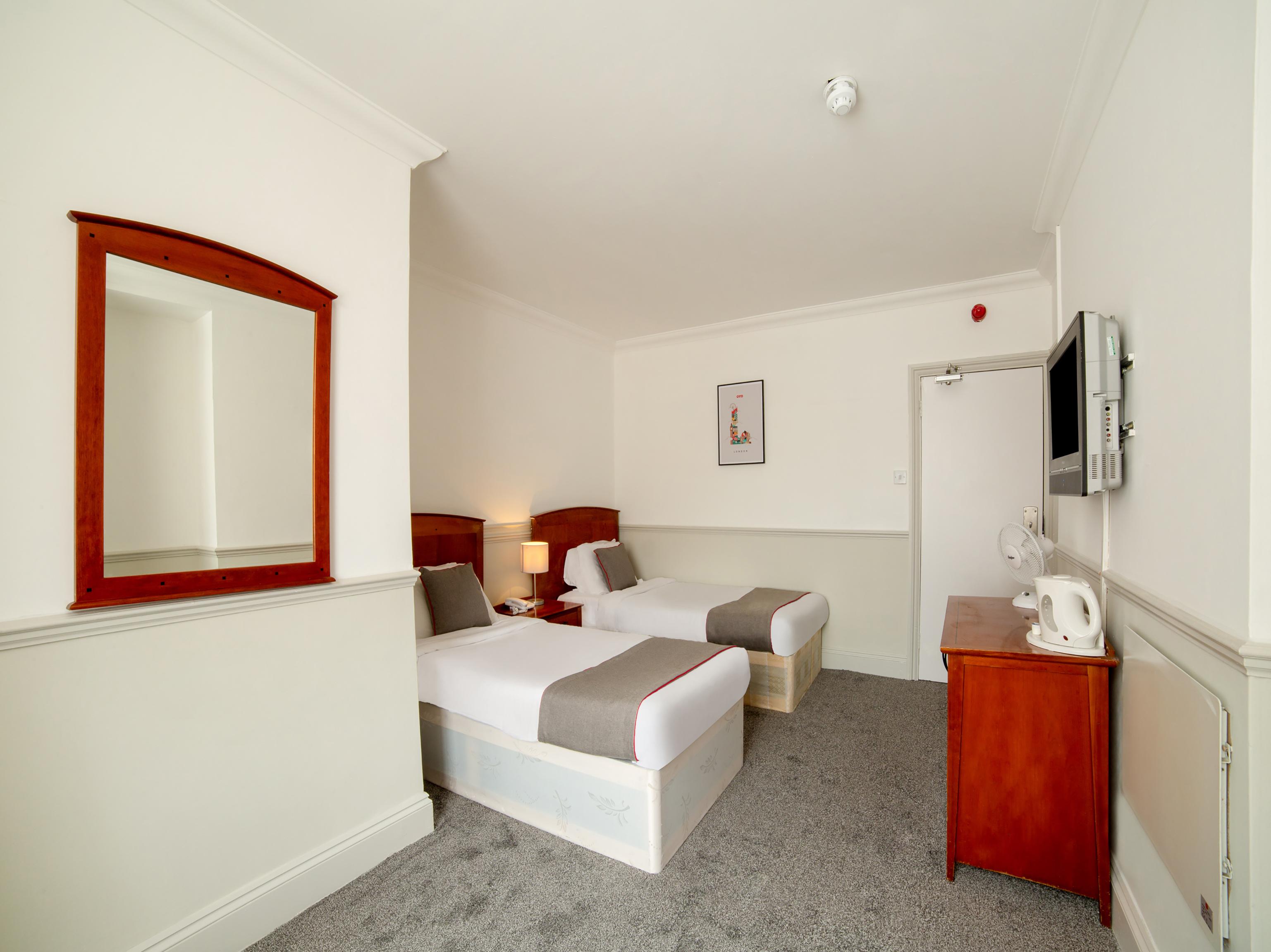 Hotel OYO London Luton à Luton  Extérieur photo
