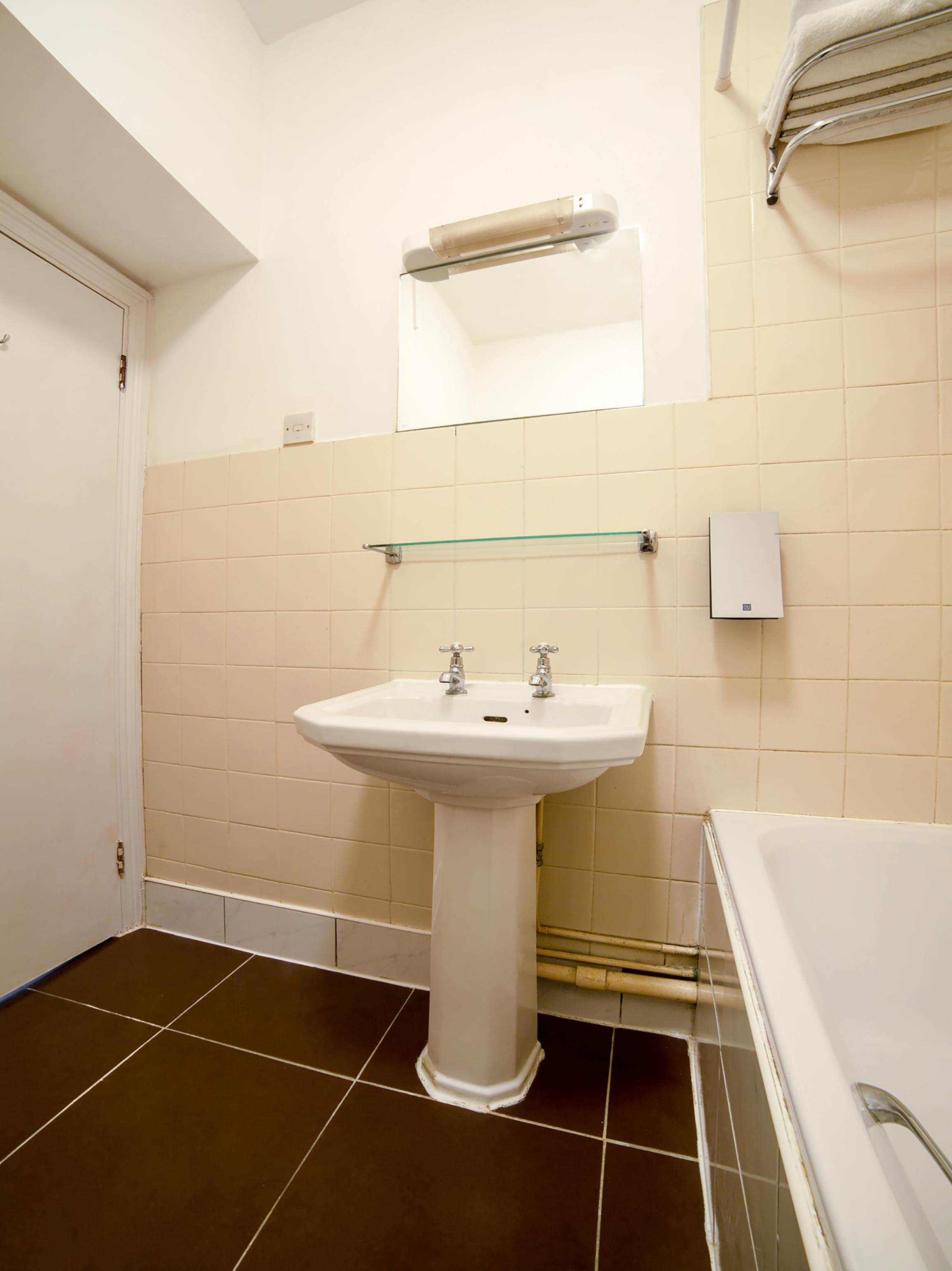 Hotel OYO London Luton à Luton  Extérieur photo