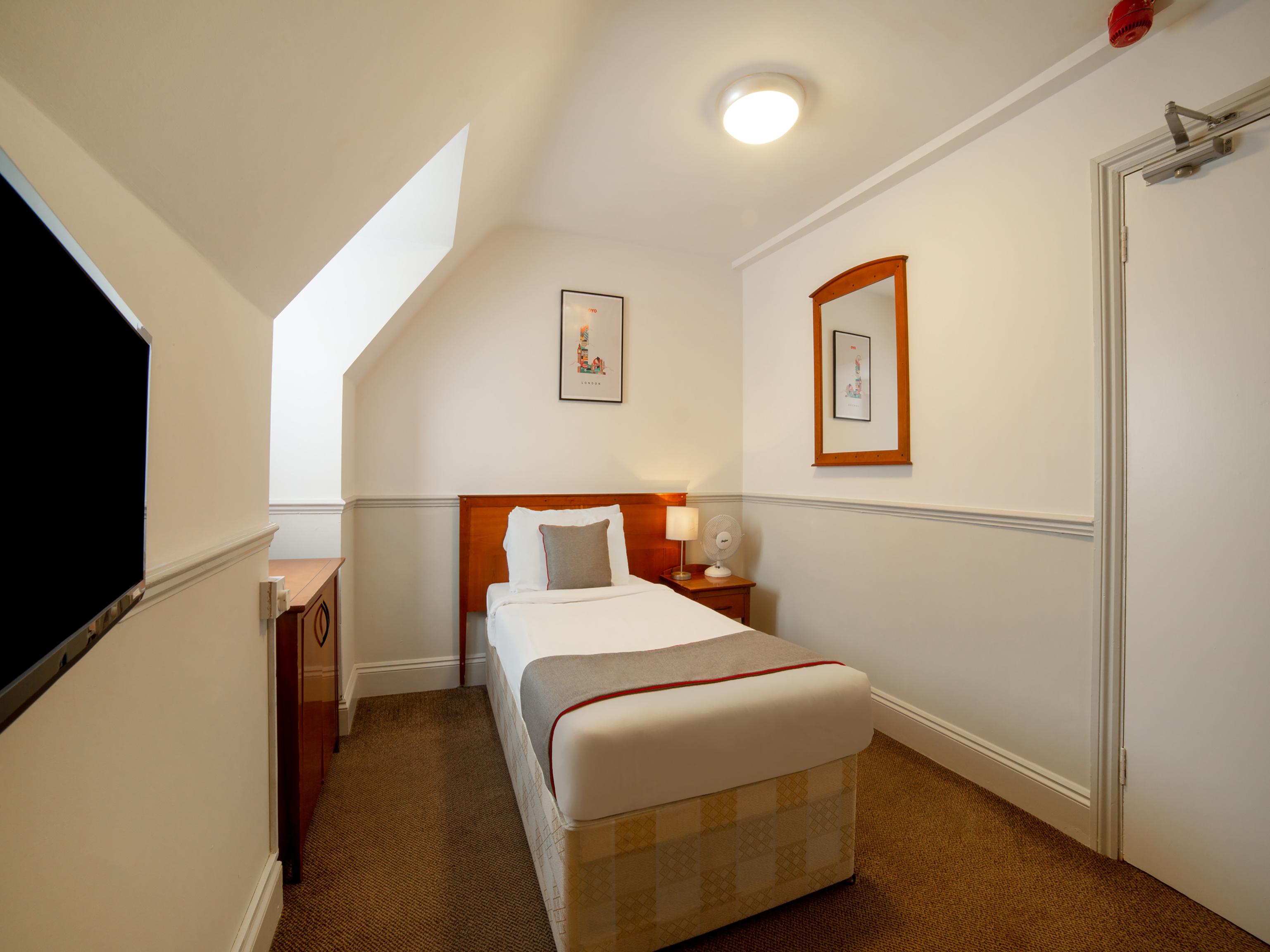 Hotel OYO London Luton à Luton  Extérieur photo