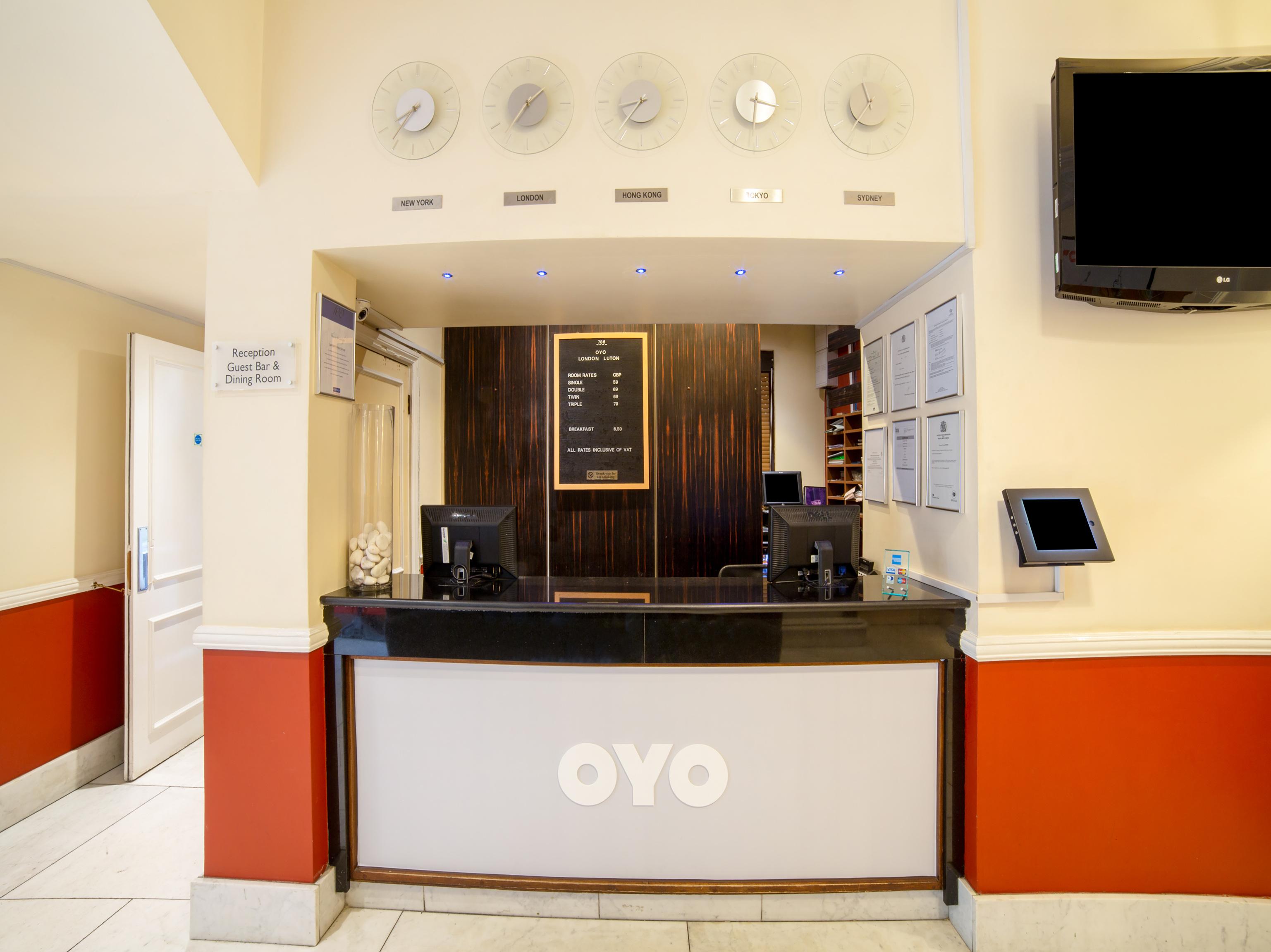 Hotel OYO London Luton à Luton  Extérieur photo
