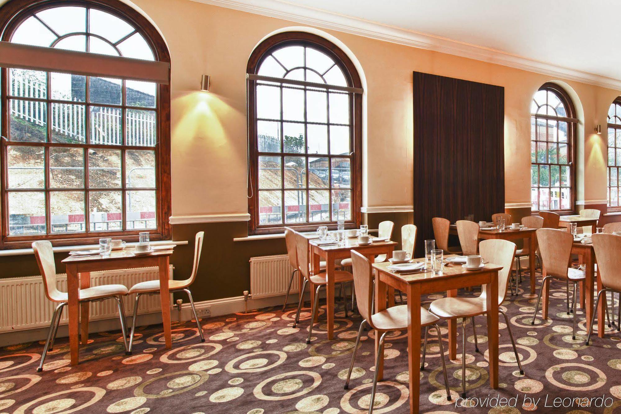 Hotel OYO London Luton à Luton  Extérieur photo