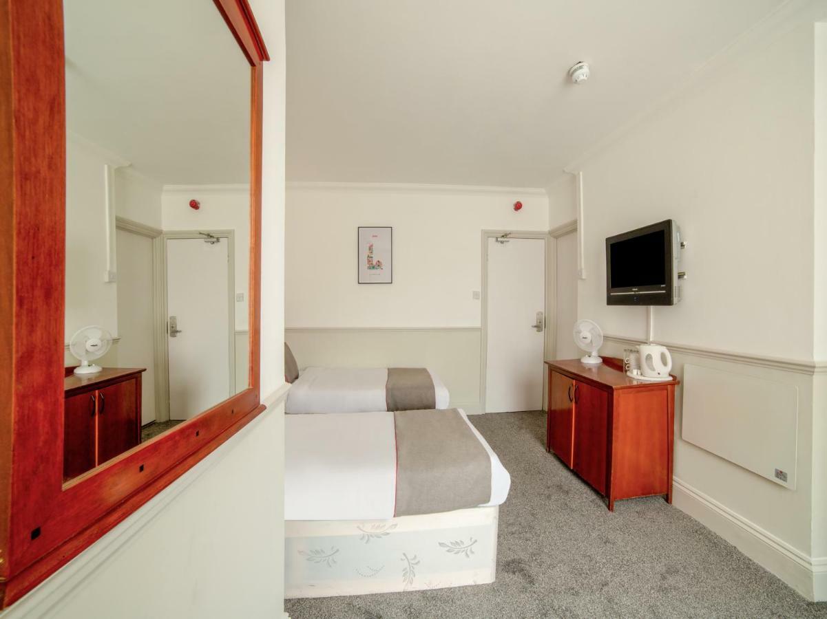 Hotel OYO London Luton à Luton  Extérieur photo