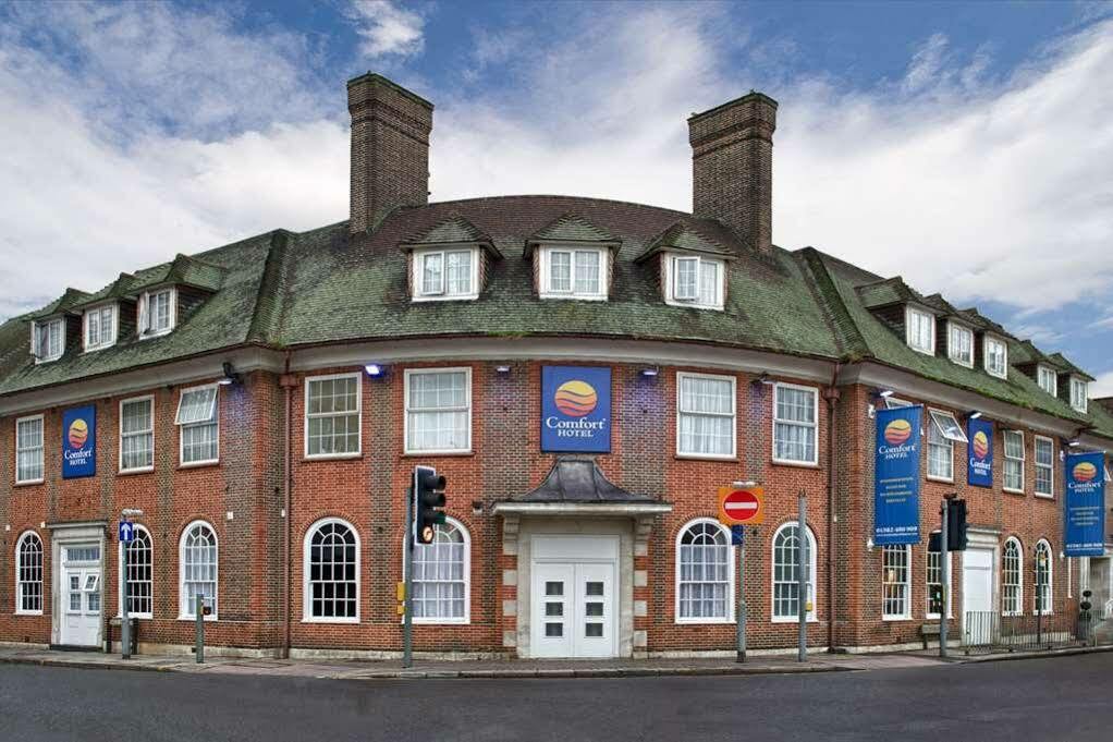 Hotel OYO London Luton à Luton  Extérieur photo