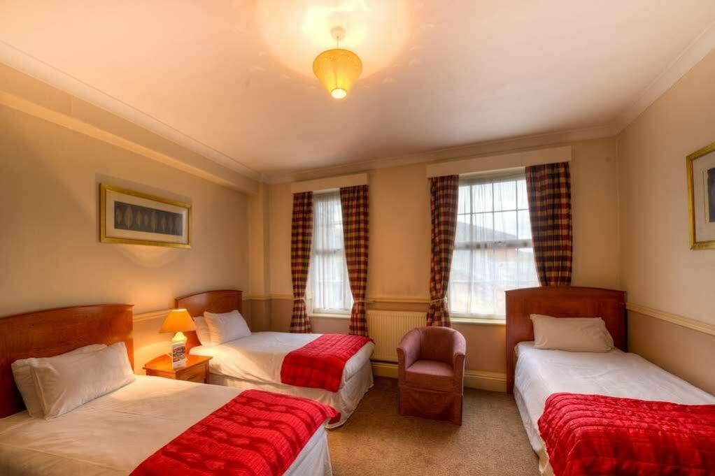 Hotel OYO London Luton à Luton  Extérieur photo